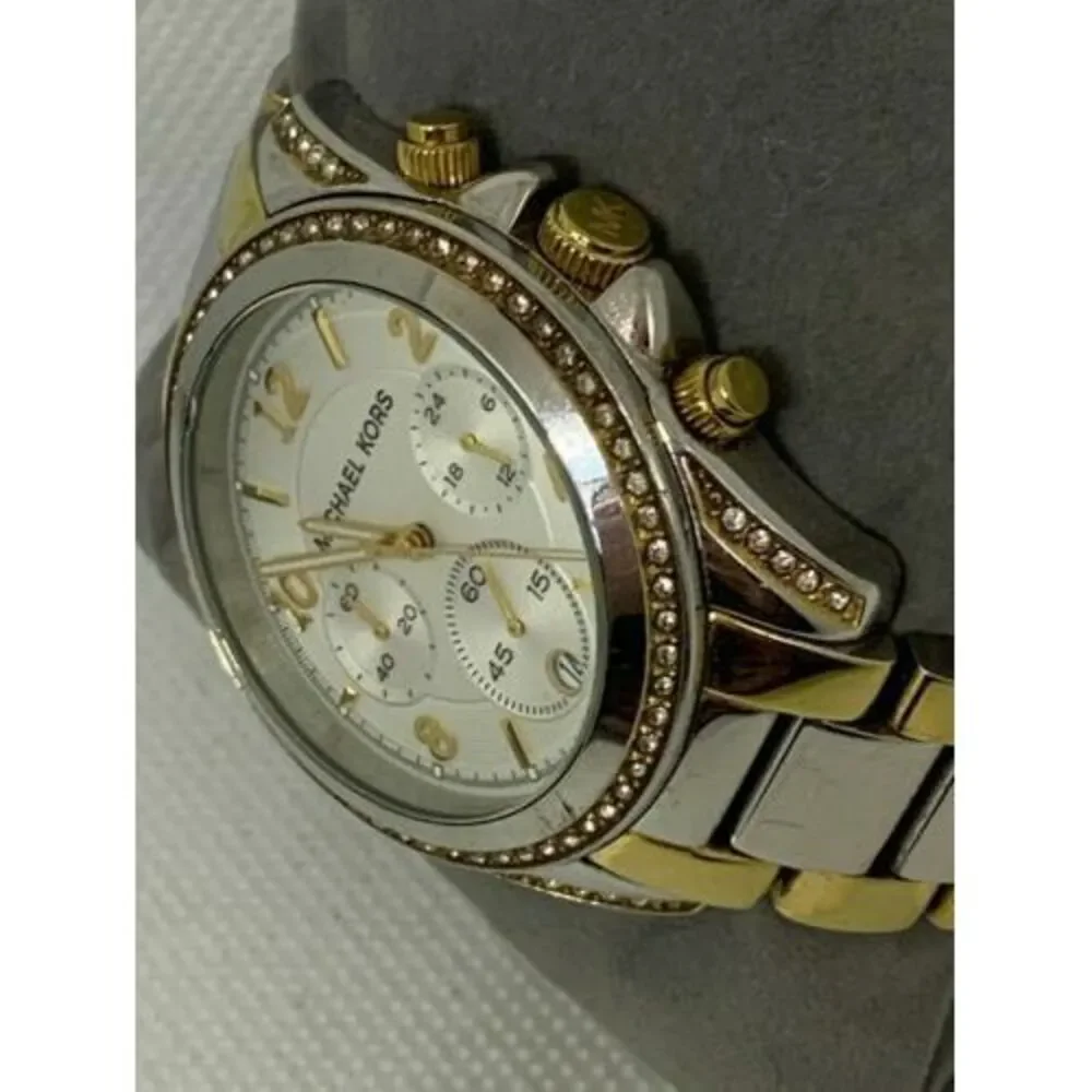 Michael Kors MK5685 Women's Watch Chronograph Stainless Steel 39mm Analog B835